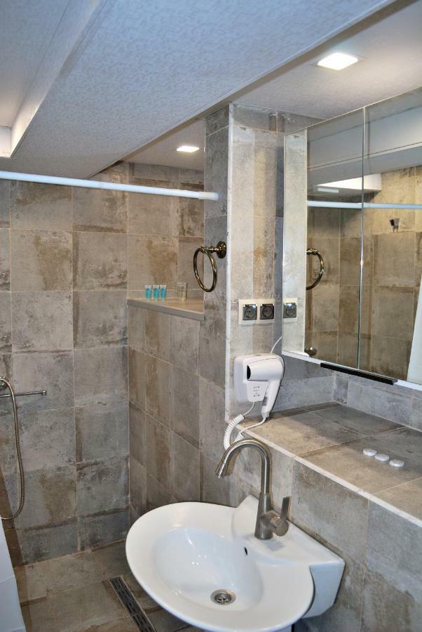 Nikas Apartment Tiflis Dış mekan fotoğraf